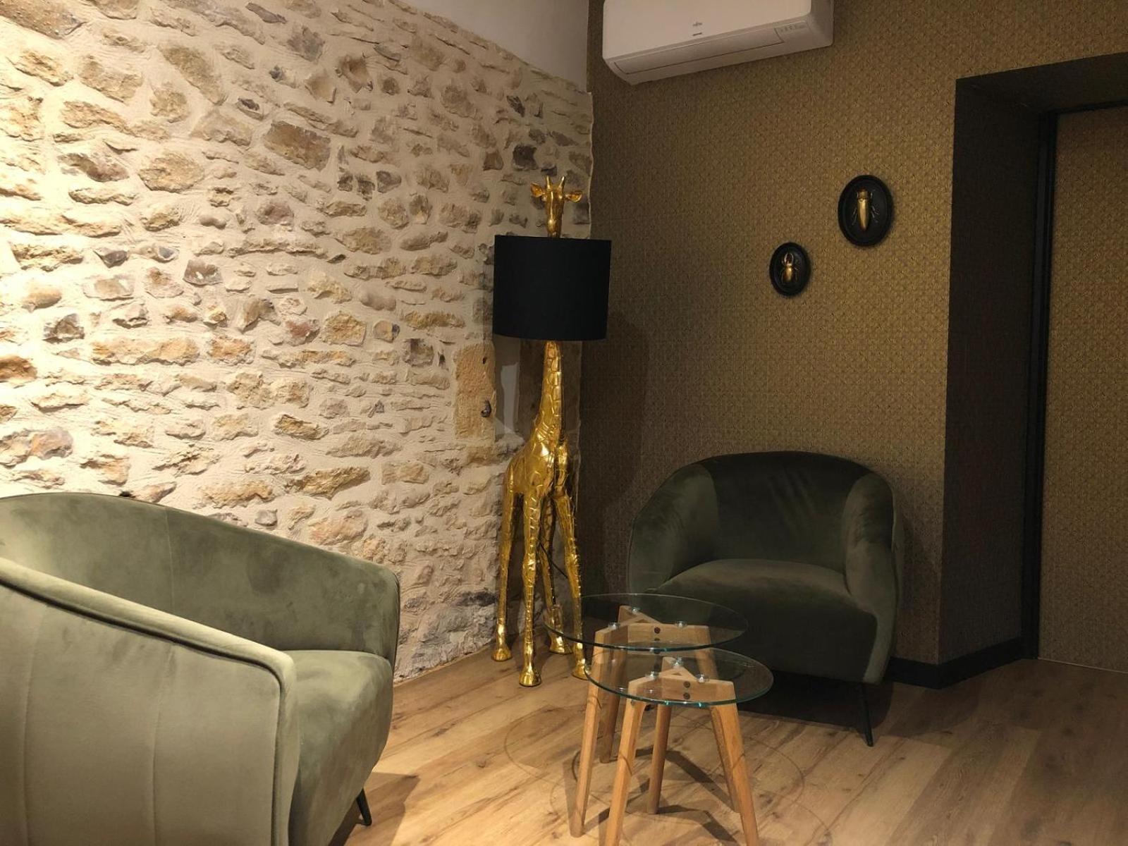 Gite Le Domaine Aubazen La Chapelle-Aubareil Buitenkant foto